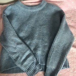 blue american eagle warm sweater!
